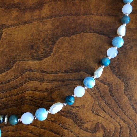 Handcrafted abalone shell dyed agate howlite stone genuine pearl necklace - Picture 10 of 15